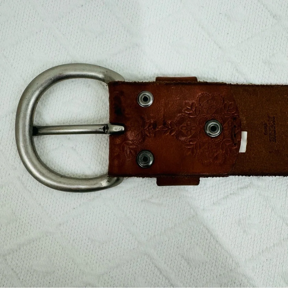 Lucky Brand Embossed Leather Belt size XS - Picture 4 of 9